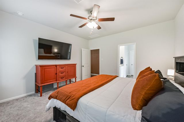 5951 Peonies Place, Montgomery, TX 77316