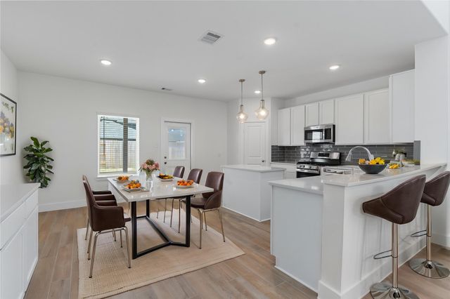 738 Stagecoach Drive, Dayton, TX 77535