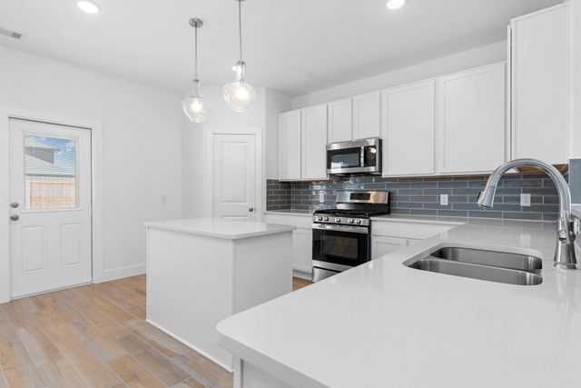 738 Stagecoach Drive, Dayton, TX 77535