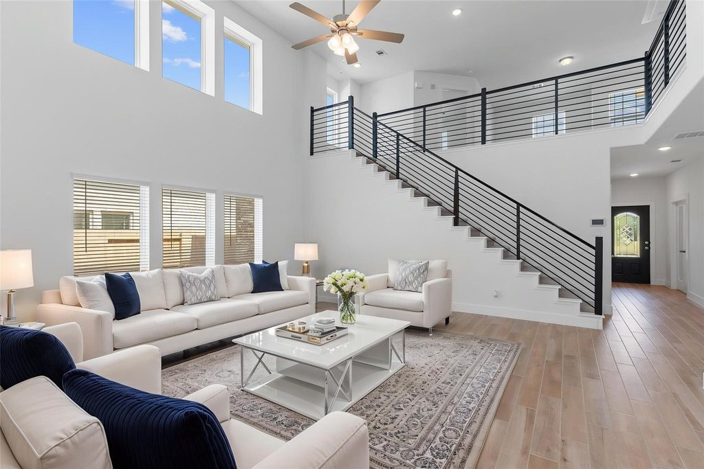 738 Stagecoach Drive, Dayton, TX 77535
