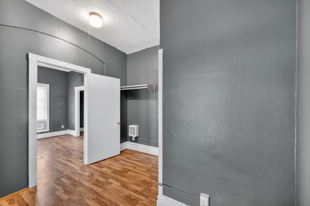 2915 Cottage Grove Avenue, Des Moines, IA 50311