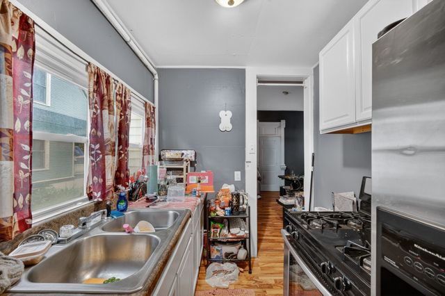 2915 Cottage Grove Avenue, Des Moines, IA 50311