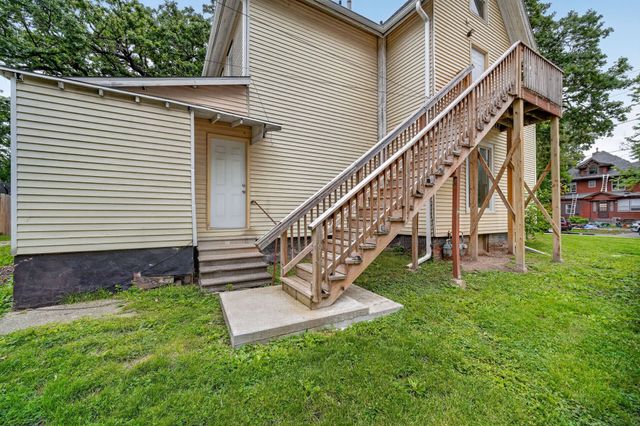 2915 Cottage Grove Avenue, Des Moines, IA 50311