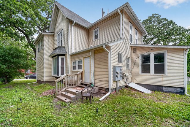2915 Cottage Grove Avenue, Des Moines, IA 50311