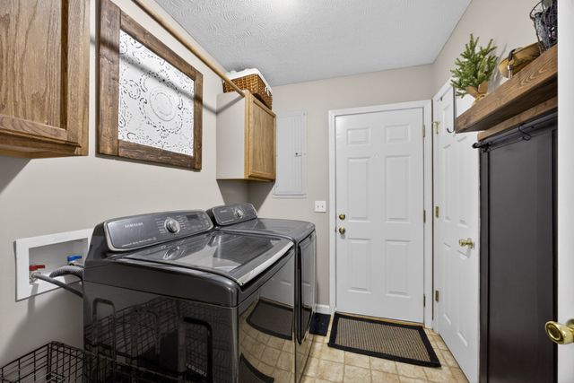 1959 Amber Meadows Rd, Cookeville, TN 38506