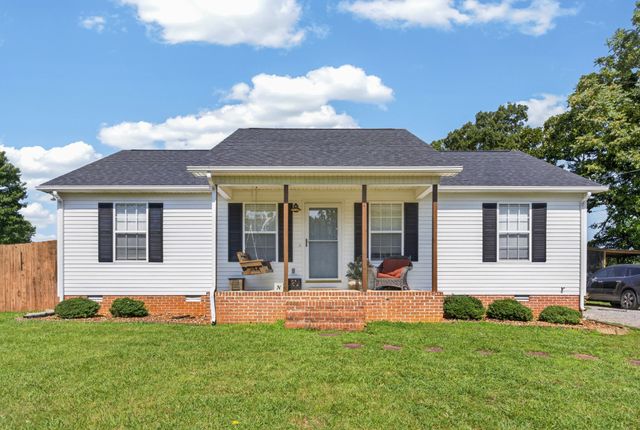 1959 Amber Meadows Rd, Cookeville, TN 38506
