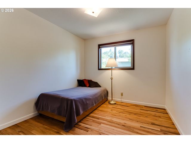 450 W 28TH Ave, Eugene, OR 97405