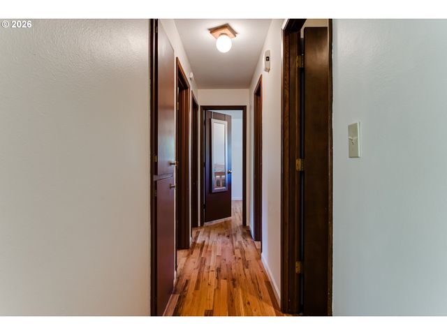 450 W 28TH Ave, Eugene, OR 97405