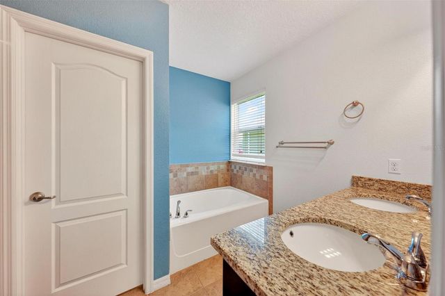 1849 DUNN COVE DRIVE, Apopka, FL 32703