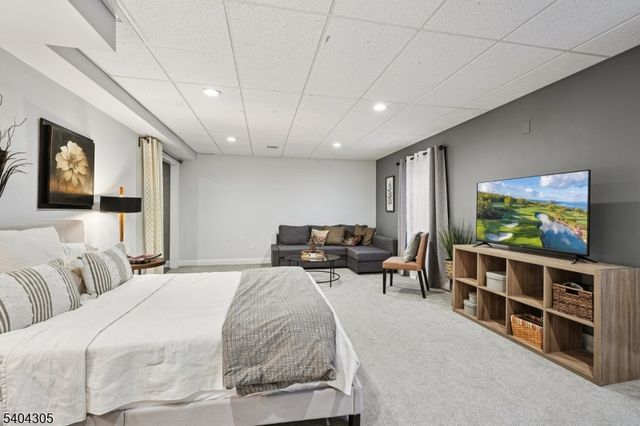 24 Fairview Ave, Madison Boro, NJ 07940