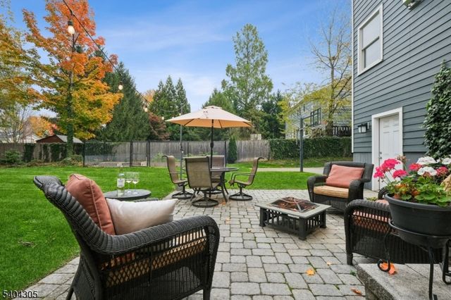 24 Fairview Ave, Madison Boro, NJ 07940