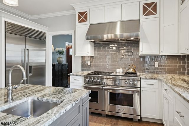 24 Fairview Ave, Madison Boro, NJ 07940