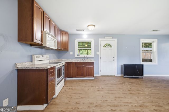 2197 Ridgeway Road, Trion, GA 30753