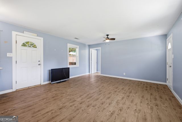 2197 Ridgeway Road, Trion, GA 30753