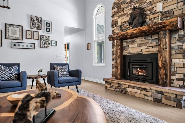 1205 E Hilltop Drive, Rogers, AR 72756