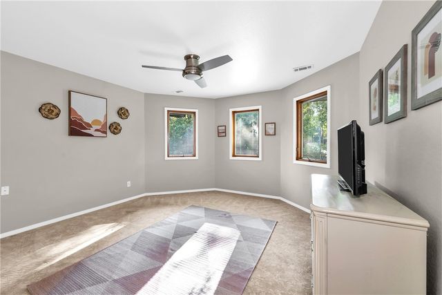 1205 E Hilltop Drive, Rogers, AR 72756