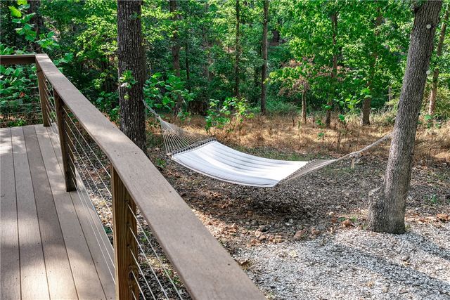 1205 E Hilltop Drive, Rogers, AR 72756