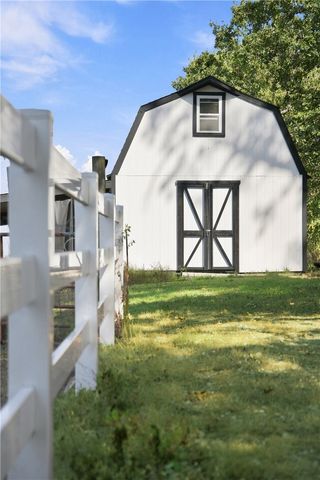 1205 E Hilltop Drive, Rogers, AR 72756