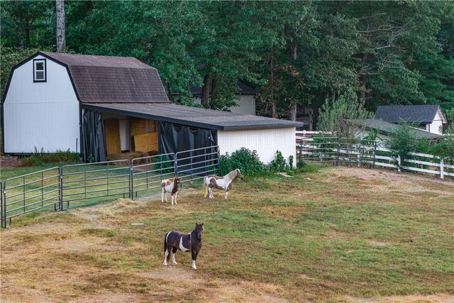 1205 E Hilltop Drive, Rogers, AR 72756