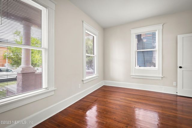 1832 WALNUT Street, Jacksonville, FL 32206