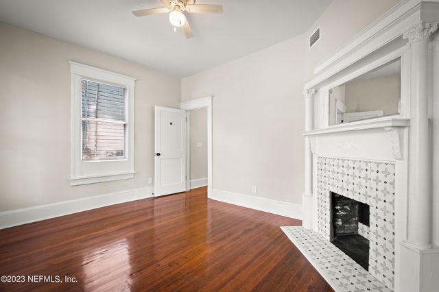 1832 WALNUT Street, Jacksonville, FL 32206