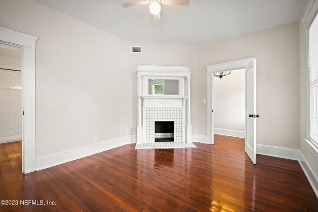 1832 WALNUT Street, Jacksonville, FL 32206