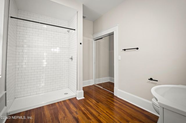 1832 WALNUT Street, Jacksonville, FL 32206