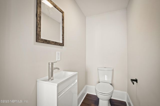 1832 WALNUT Street, Jacksonville, FL 32206