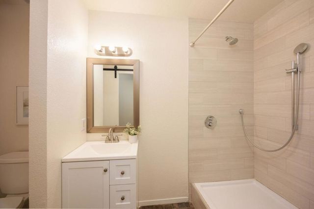 515 Sonora Avenue, El Granada, CA 94018