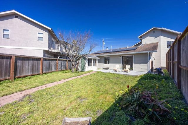 515 Sonora Avenue, El Granada, CA 94018