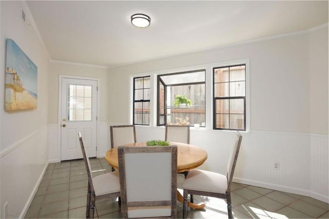 515 Sonora Avenue, El Granada, CA 94018