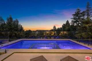 16800 Oak View Drive, Encino, CA 91436