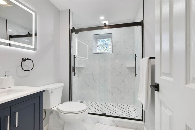 29 Lake View Place, Lynn, MA 01904