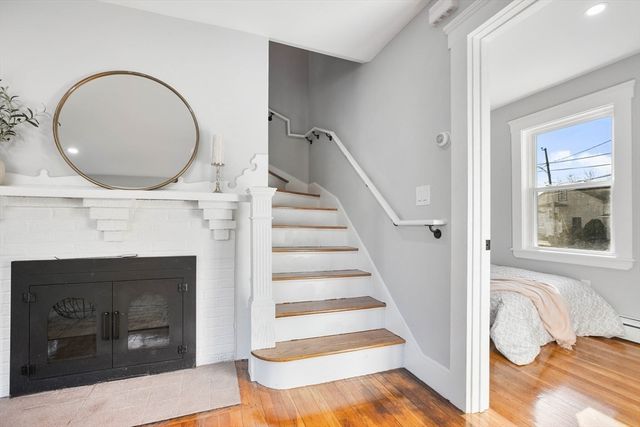 29 Lake View Place, Lynn, MA 01904