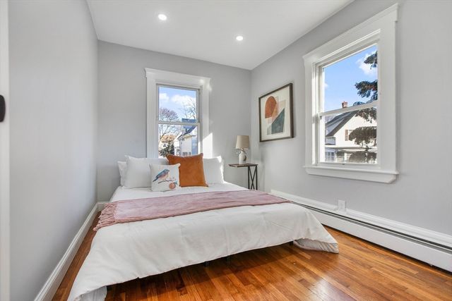 29 Lake View Place, Lynn, MA 01904