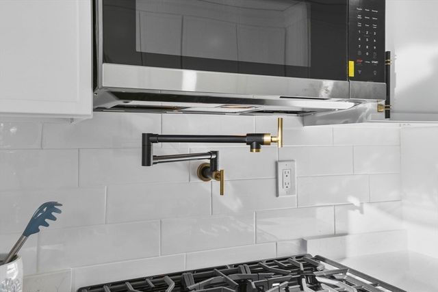 29 Lake View Place, Lynn, MA 01904