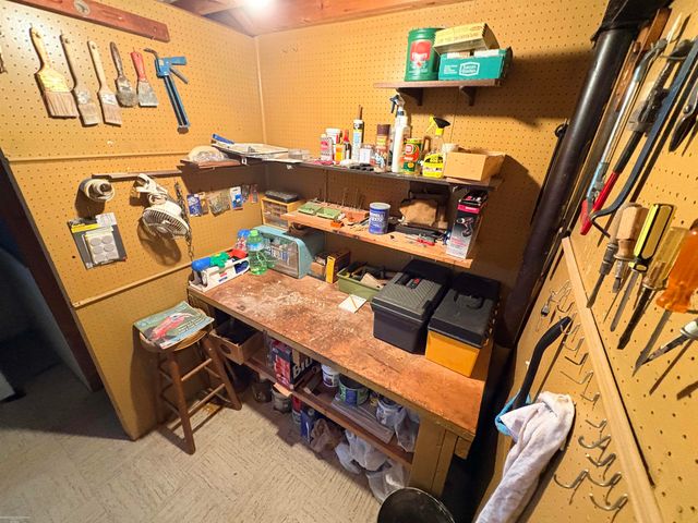 31759 Stricker Drive, Warren, MI 48088