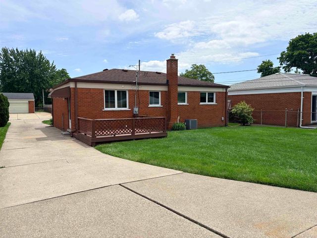 31759 Stricker Drive, Warren, MI 48088