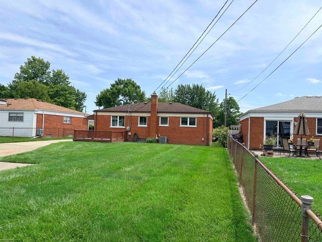 31759 Stricker Drive, Warren, MI 48088