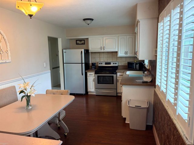 31759 Stricker Drive, Warren, MI 48088
