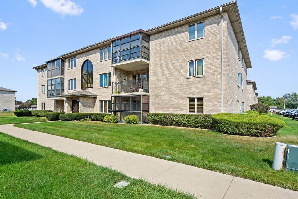 13950 E Leamington Drive 203, Crestwood, IL 60418 — exterior