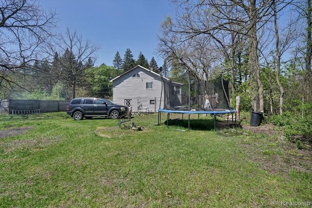 4264 Branch Road, Flint, MI 48506