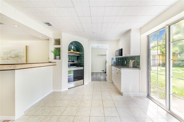 812 WINDSOR STREET, Lakeland, FL 33803