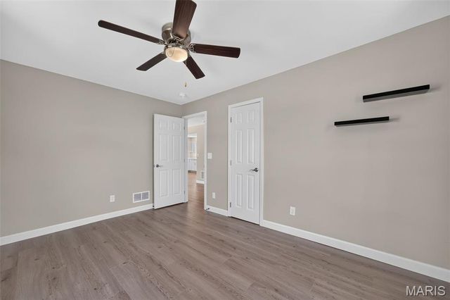 2302 N 5th Street, St Charles, MO 63301
