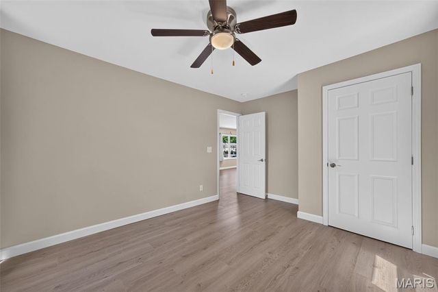 2302 N 5th Street, St Charles, MO 63301