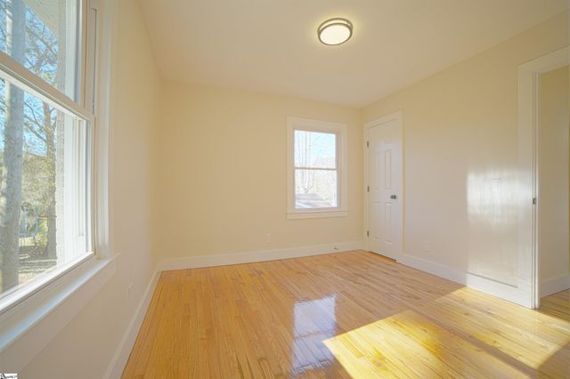 218 Thomas Heights Circle, Seneca, SC 29678