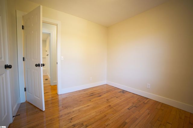 218 Thomas Heights Circle, Seneca, SC 29678