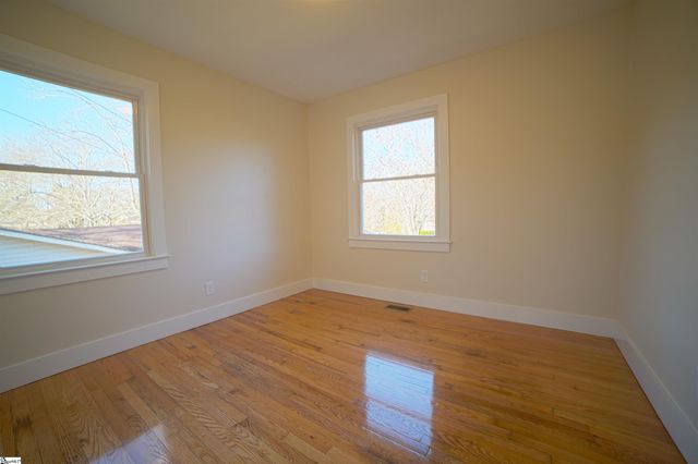 218 Thomas Heights Circle, Seneca, SC 29678