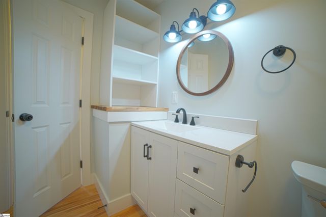 218 Thomas Heights Circle, Seneca, SC 29678