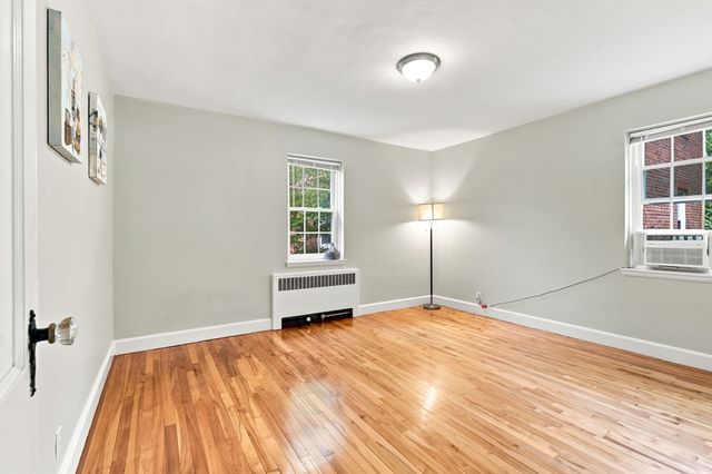 112 Maple St 4, Malden, MA 02148